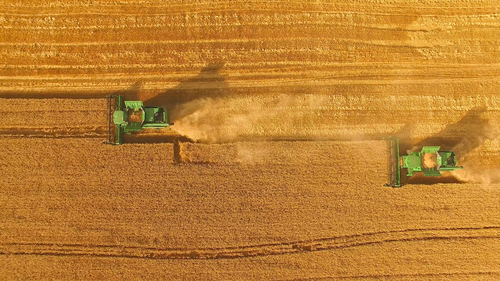 Smart farming combine harvester with embedded GFX Positioning Engine