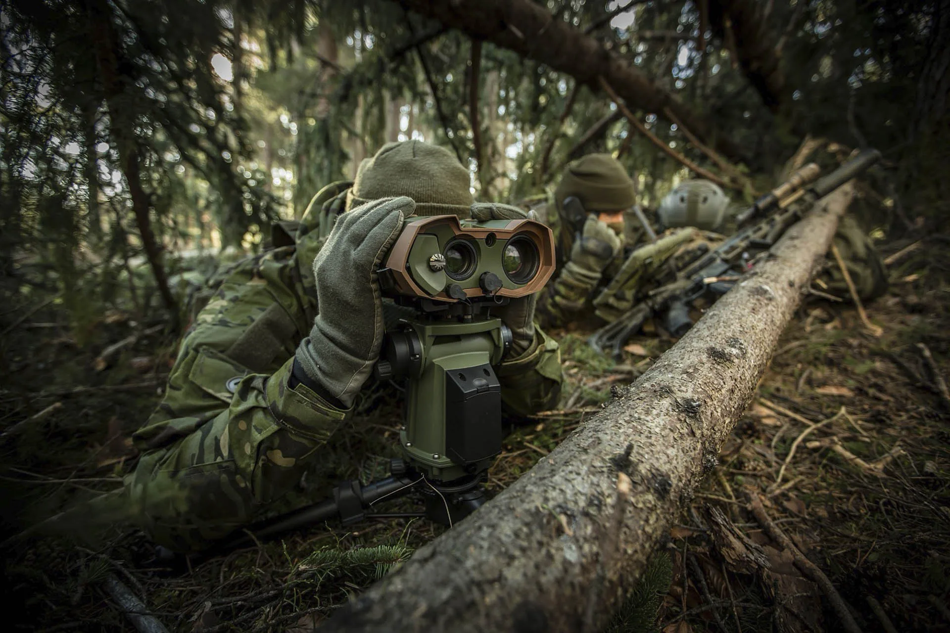 Special forces soldiers using Geoflex high-integrity location